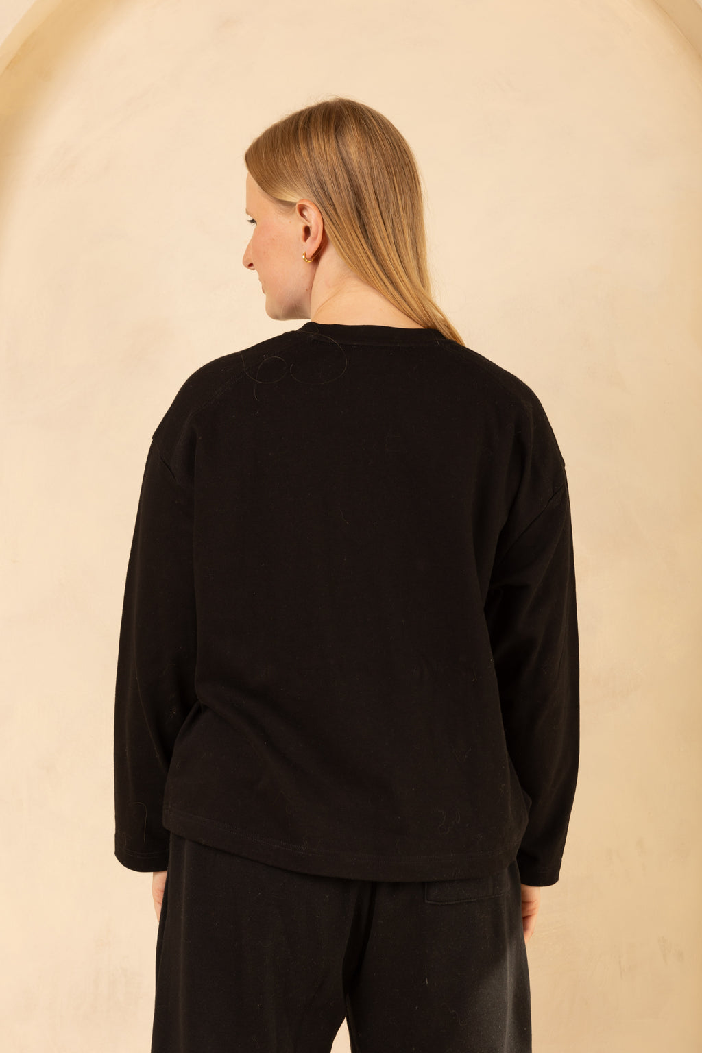Breastfeeding Friendly Zip Access Longsleeved Top - Black