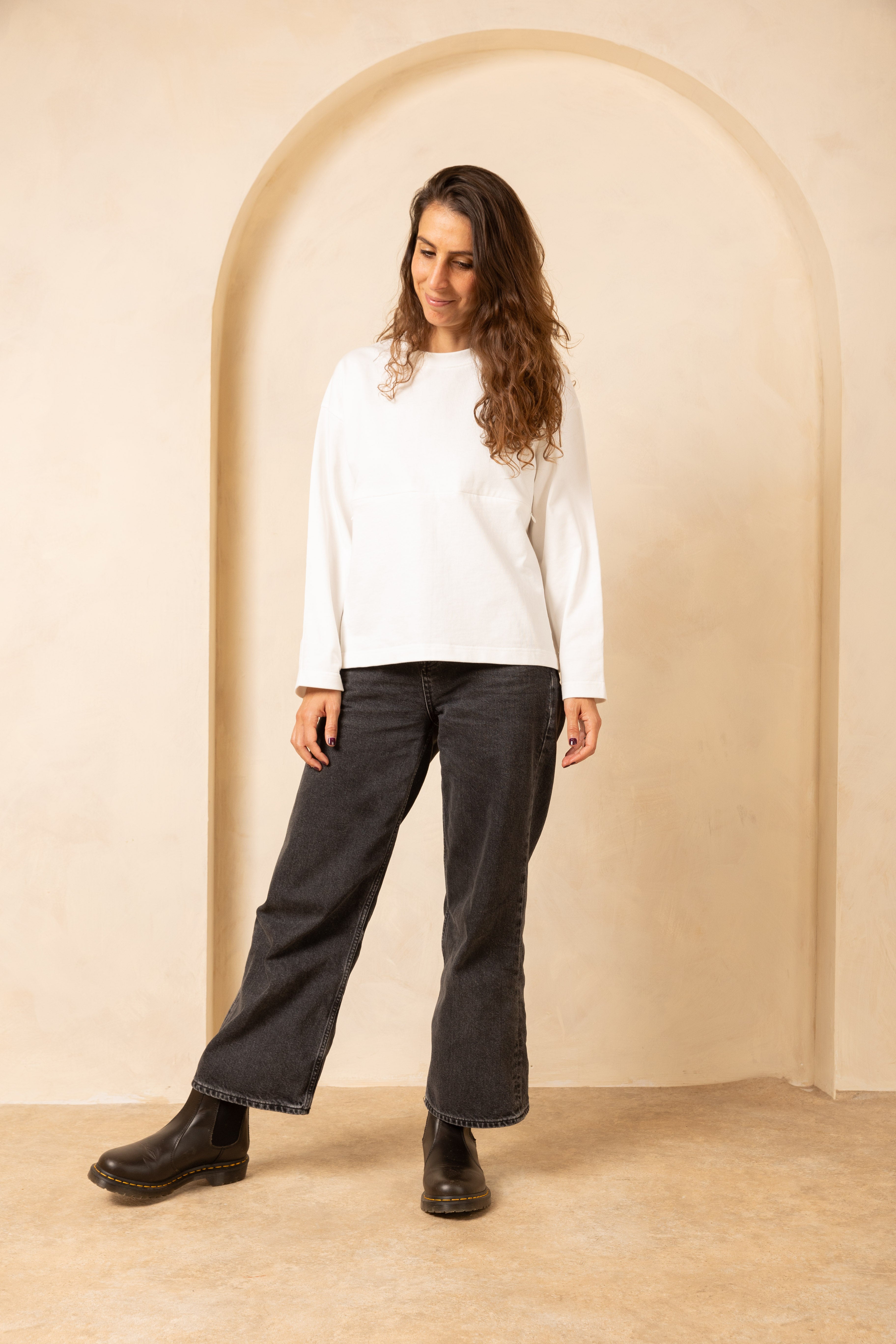 Breastfeeding Friendly Zip Access Longsleeved Top - White