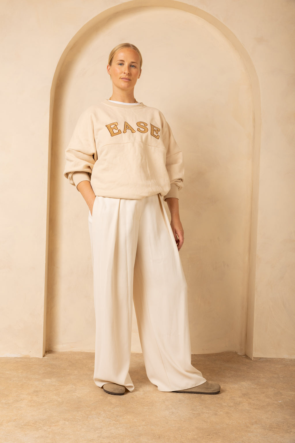 Breastfeeding Friendly Zip Access Sweatshirt - Beige