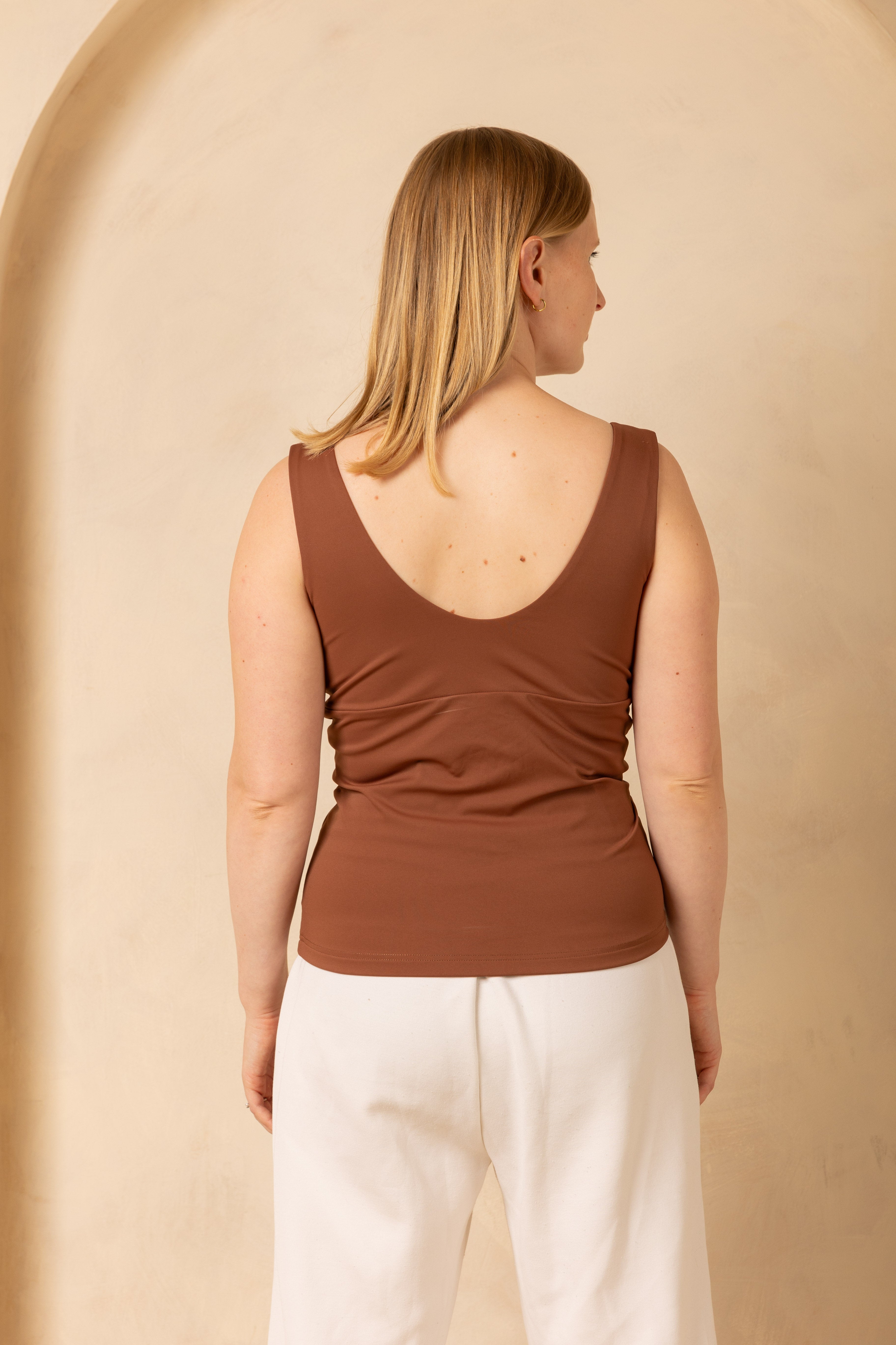 Breastfeeding Friendly Under Top - Mocha