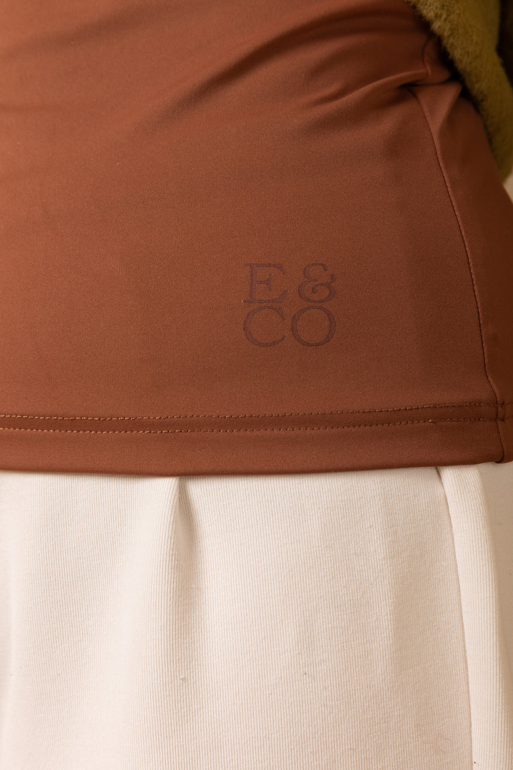 Breastfeeding Friendly Under Top - Mocha