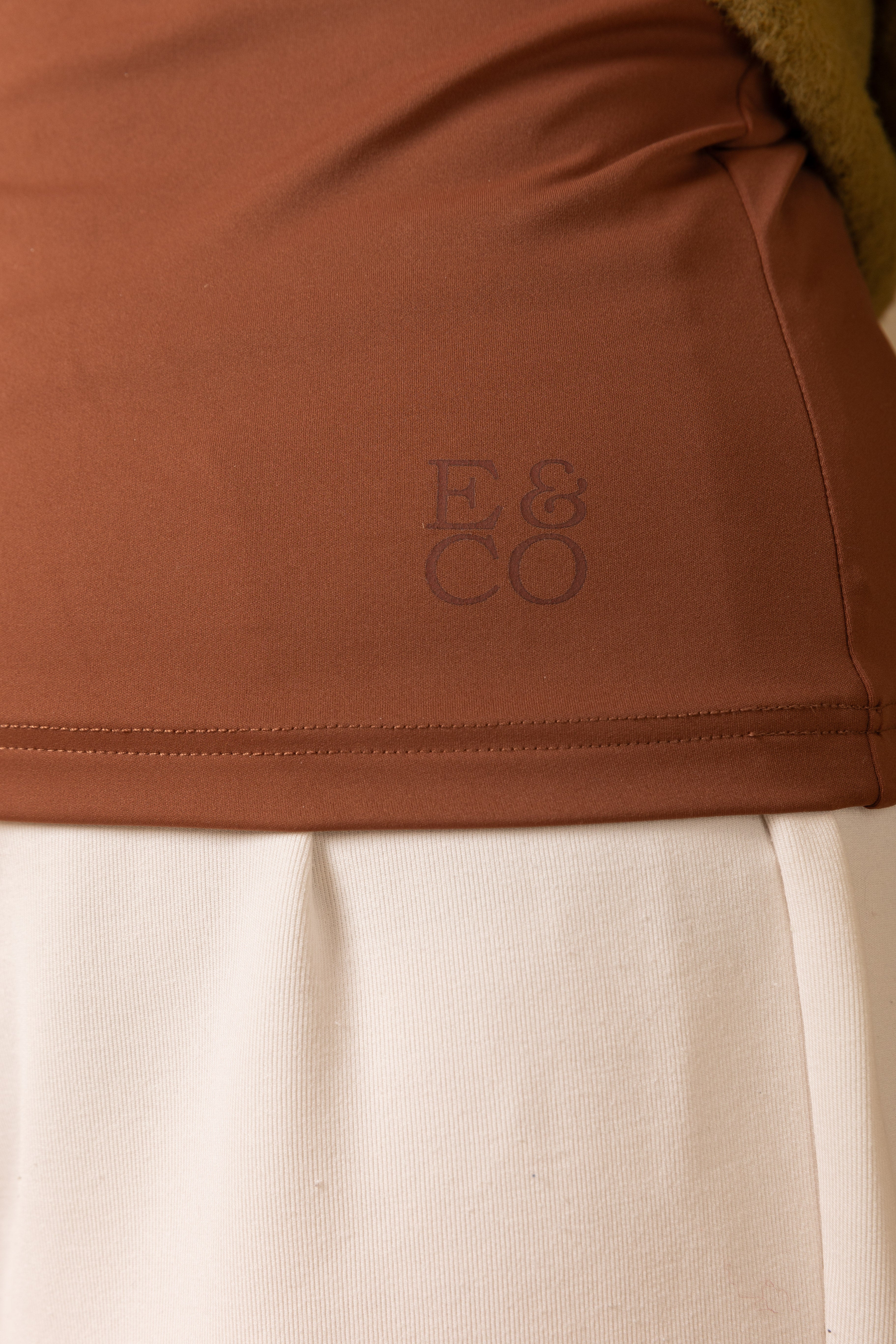 Breastfeeding Friendly Under Top - Mocha